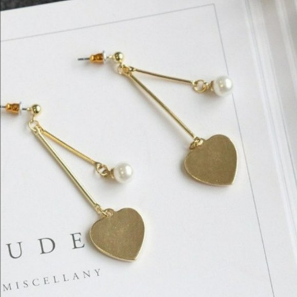 Gold Red Heart Pearl Long Dangle Earrings - Picture 5 of 6